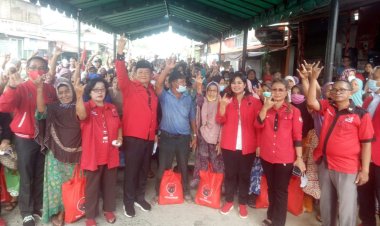 PDIP Hadir Ditengah Masyarakat, Rapidin Simbolon Bantu Korban Bom Sibolga