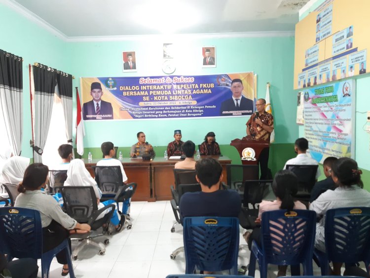 Kapolres Sibolga Dalam Dialog Interaktif Repelita FKUB : Revitalisasi Kerukunan Dan Solidaritas Dikalangan Pemuda 