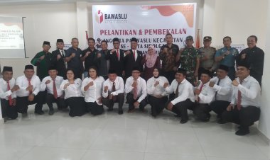 Bawaslu Sibolga, Lantik Anggota Panwaslu Kecamatan Se Kota Sibolga Untuk Pemilihan Kepala Daerah